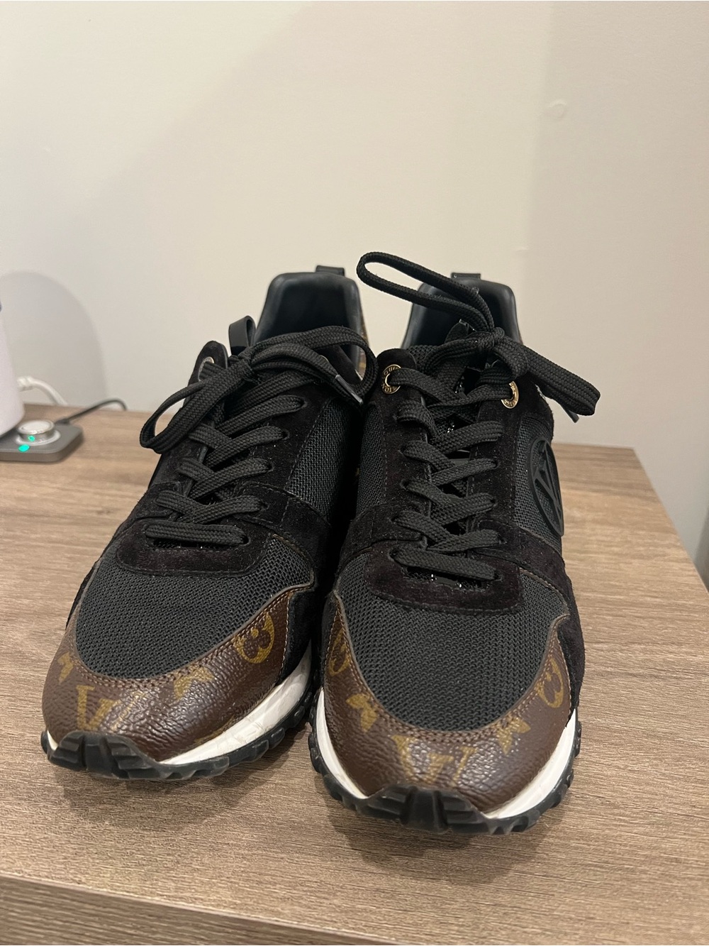 Louis Vuitton Suede Monogram Run Away Sneakers women - Picture 2 of 5